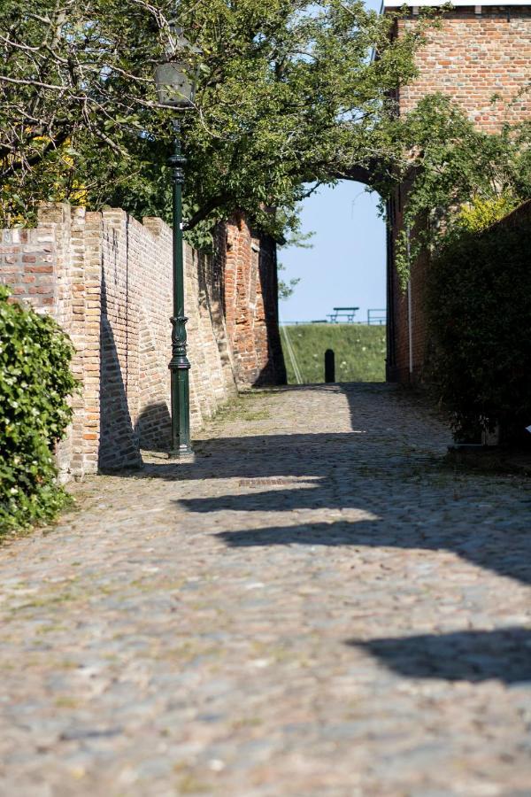 Le Garage Villa Veere Eksteriør billede